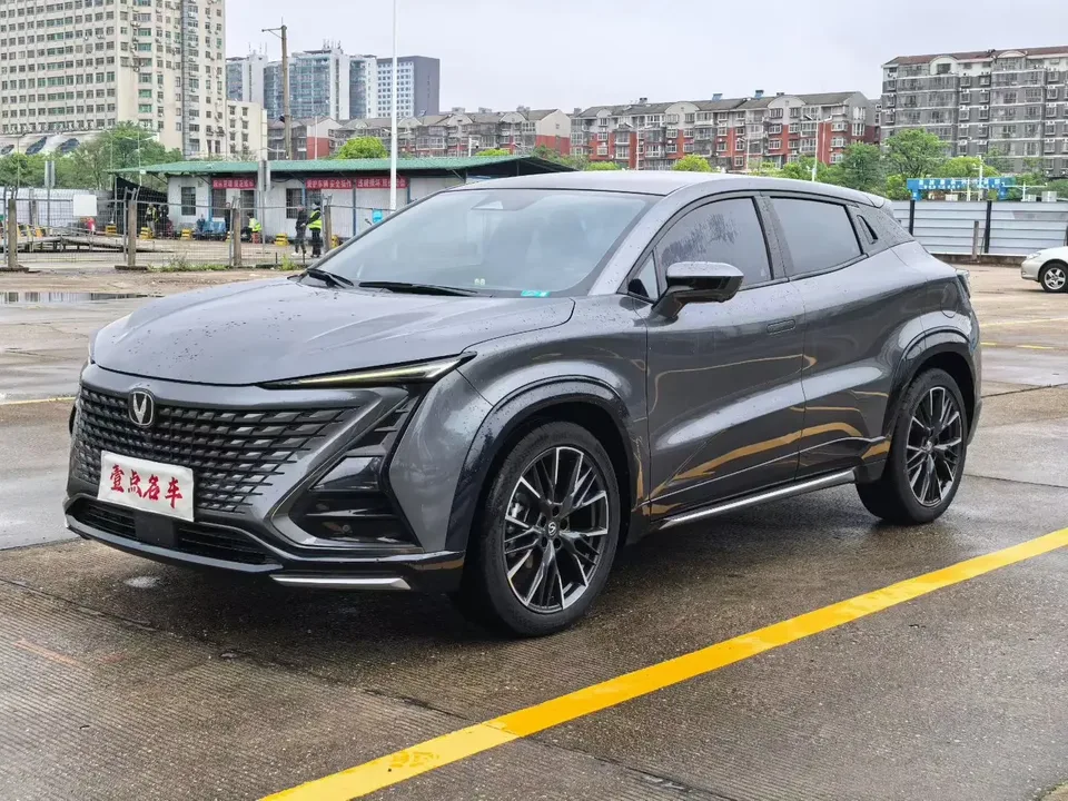 Changan UNI-T Changan UNI-T 2022 1.5T Premium 2023 — photo 1, buy with delivery to Moscow