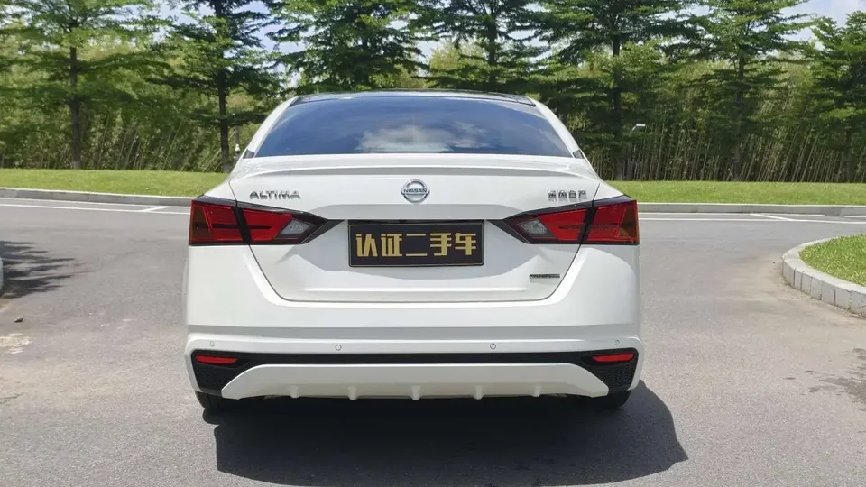 Nissan Altima Sound of nature 2021 2.0L XL Comfort Edition 2022 — thumbnail 2
