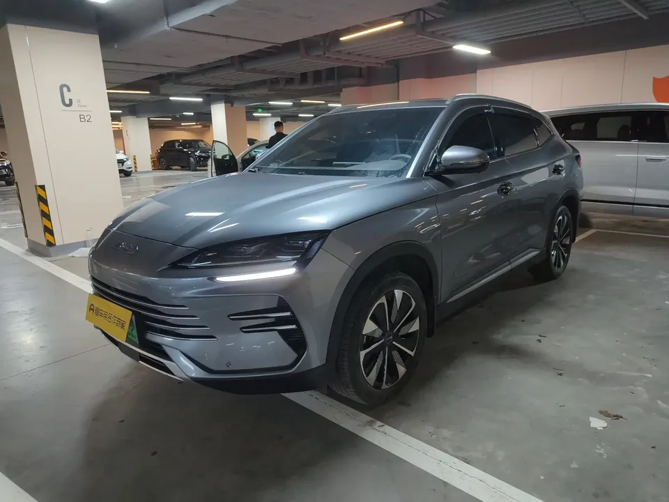 BYD Song PLUS DM Song PLUS DM 2025 DM-i 112KM Premium Edition 2024 — photo 1, buy with delivery to Moscow