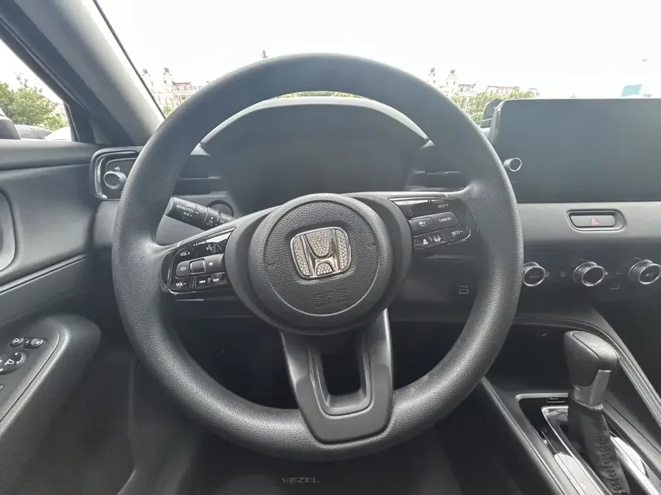 Honda VEZEL Binzhi 2023 1.5L CVT Technology Edition 2023 — thumbnail 3