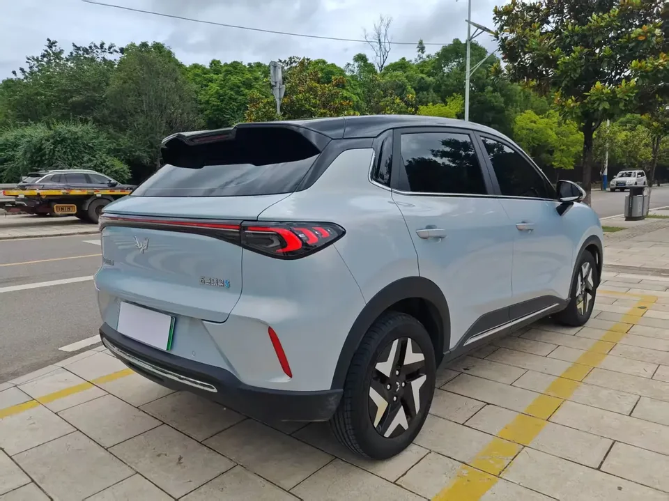 Wuling Bingo S Bingo S 2025 430km Flagship Model 2025 — thumbnail 4