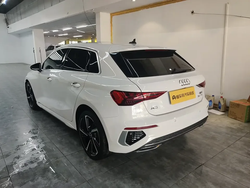 Audi A3 Audi A3 2022 Sportback 35 TFSI Stylish and sporty 2022 — thumbnail 2