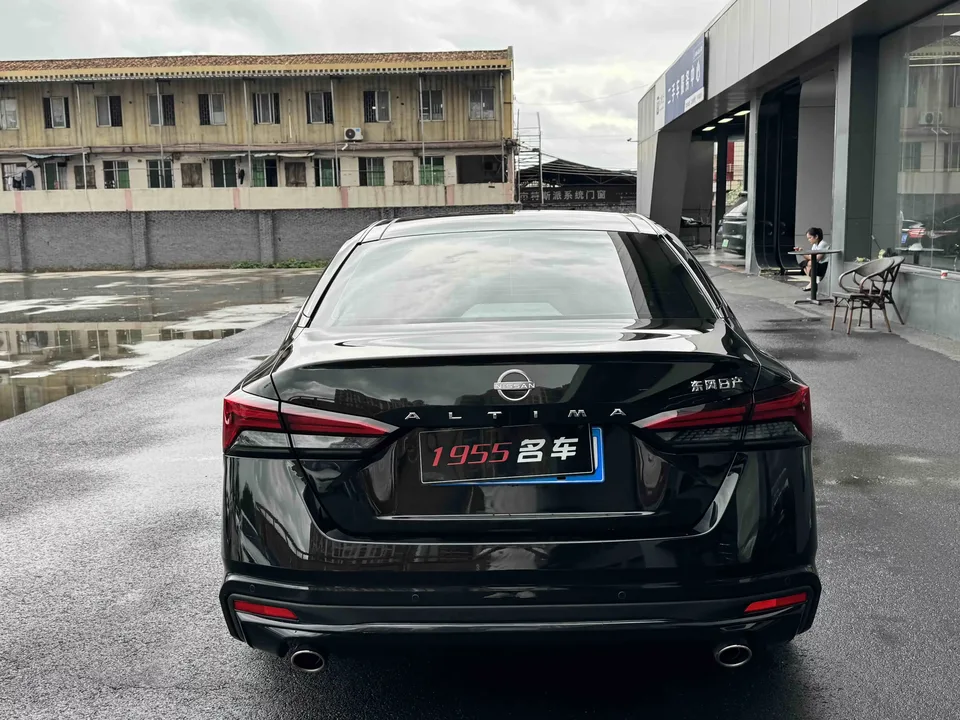 Nissan Altima Sound of nature 2022 2.0L XL-TLS Enjoy Edition 2023 — thumbnail 2