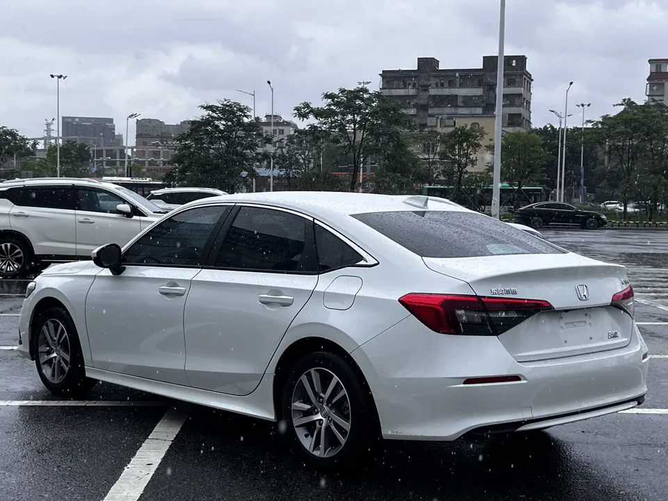 Honda CIVIC Civic 2022 240TURBO CVT Dynamic Edition 2024 — thumbnail 2