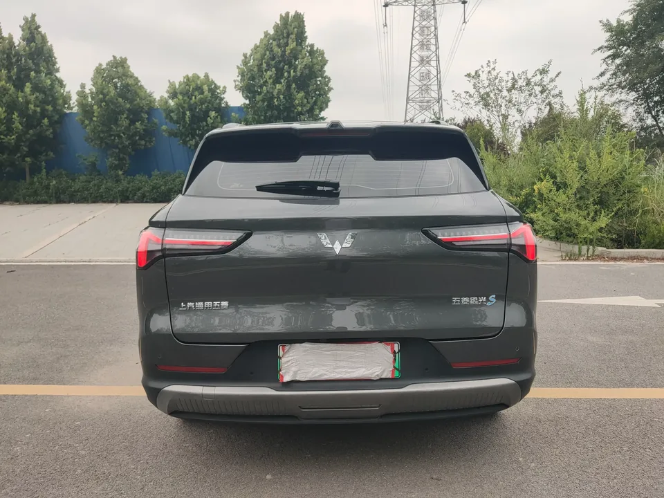 Wuling Starlight S PHEV Wuling Starlight S PHEV 2024 130km Flagship 2024 — thumbnail 5