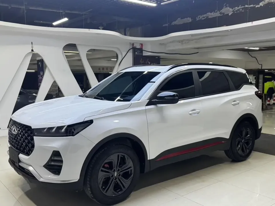 Chery Tiggo 7 Tiggo 7 2023 Modified 1.5T CVT new dynamic version 2022 — photo 1, buy with delivery to Moscow