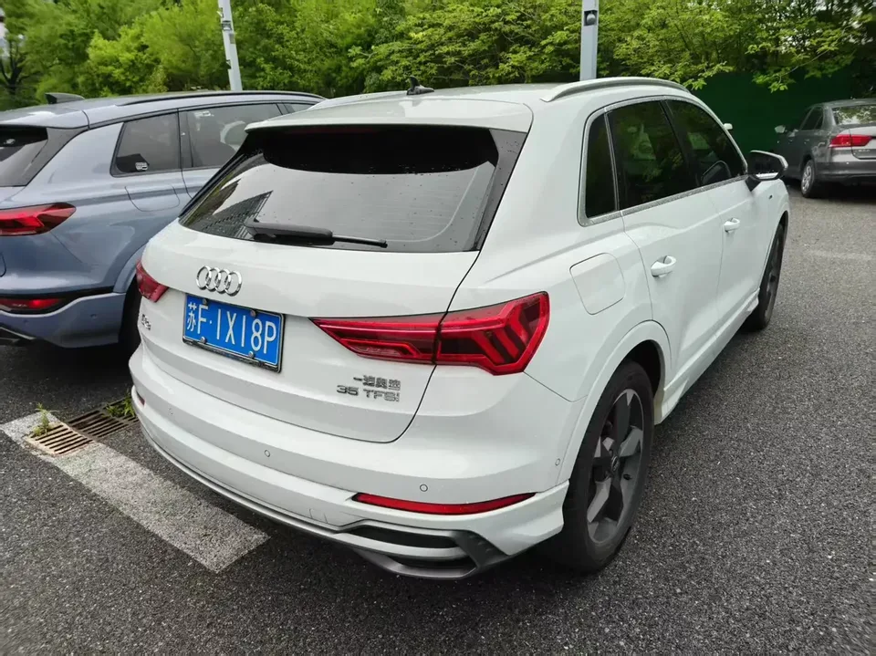 Audi Q3 Audi Q3 2022 35 TFSI Stylish Dynamic 2023 — thumbnail 4