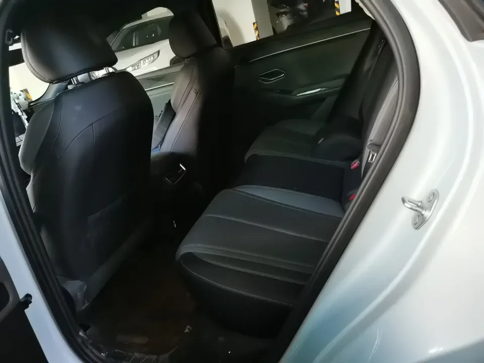 BYD Qin L DM Qin L DM 2025 Intelligent Driving Edition DM-i 80KM Leading Edition 2025 — thumbnail 3