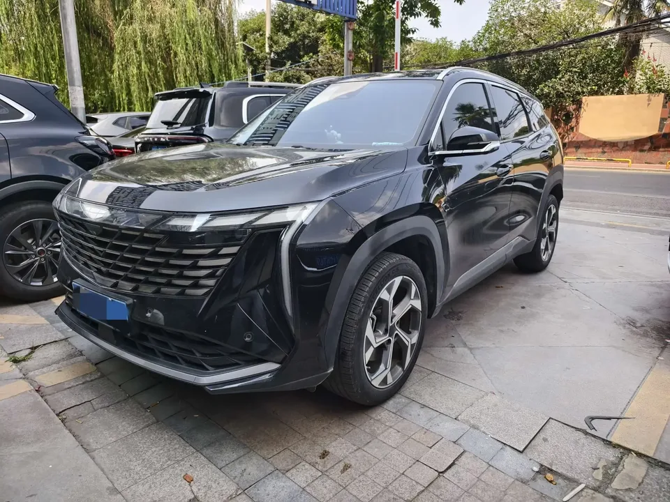 Geely Atlas L Boyue L 2023 1.5TD DCT Premium 2024 — photo 1, buy with delivery to Moscow