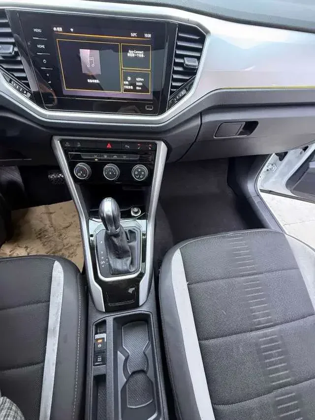 Volkswagen T-Roc TANG 2021 Modified 280TSI DSG 2WD Elite Smart Link Edition 2022 — thumbnail 3