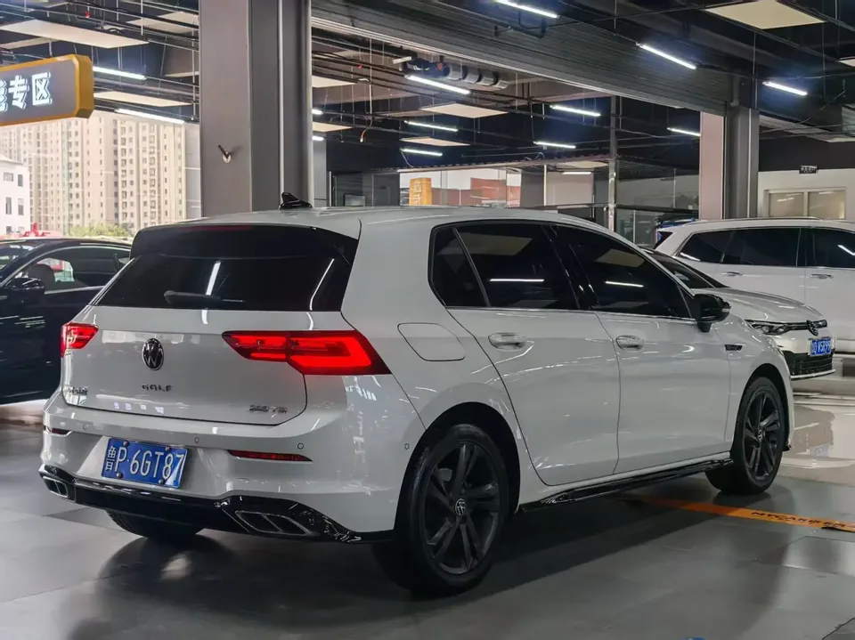 Volkswagen Golf golf 2021 280TSI DSG R-Line 2022 — thumbnail 2