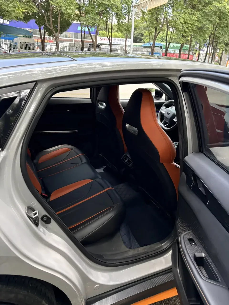 Changan UNI-V Changan UNI-V 2024 1.5T Premium 2024 — thumbnail 3