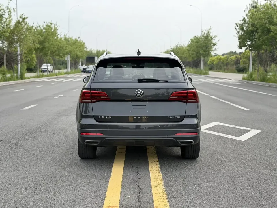 Volkswagen Tharu tuyue 2022 280TSI 2WD Deluxe Edition 2022 — thumbnail 2