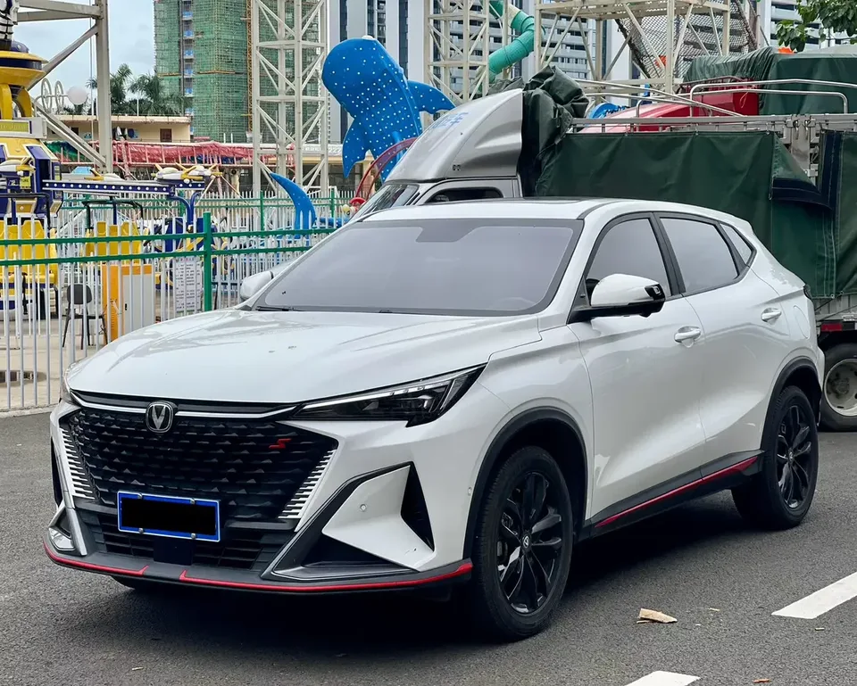 Changan X5 Plus Changan X5 PLUS 2024 1.5T DCT Premium 2024 — photo 1, buy with delivery to Moscow