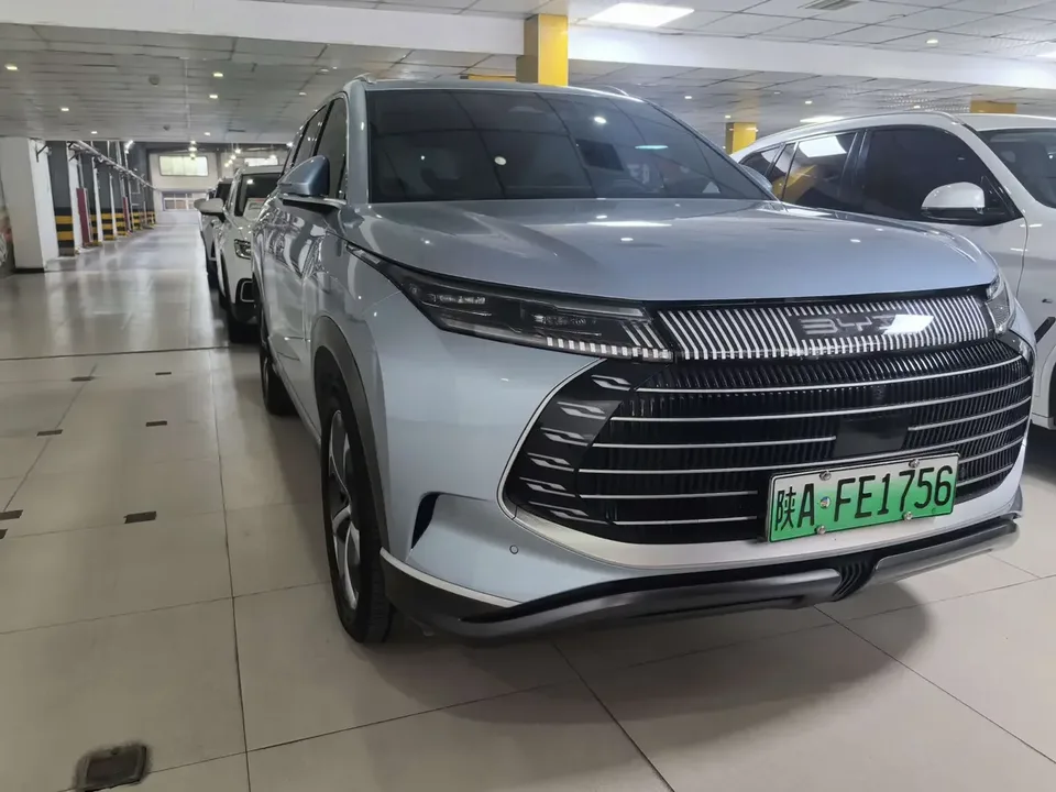 BYD frigate 07 Frigate 07 2023 DM-i 205KM Premium 2023 — thumbnail 2