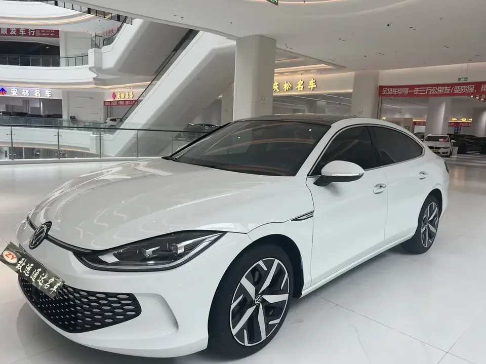 Volkswagen Lamando Lingdu 2024 Lingdu L 280TSI DSG Cool Edition 2024 — photo 1, buy with delivery to Moscow