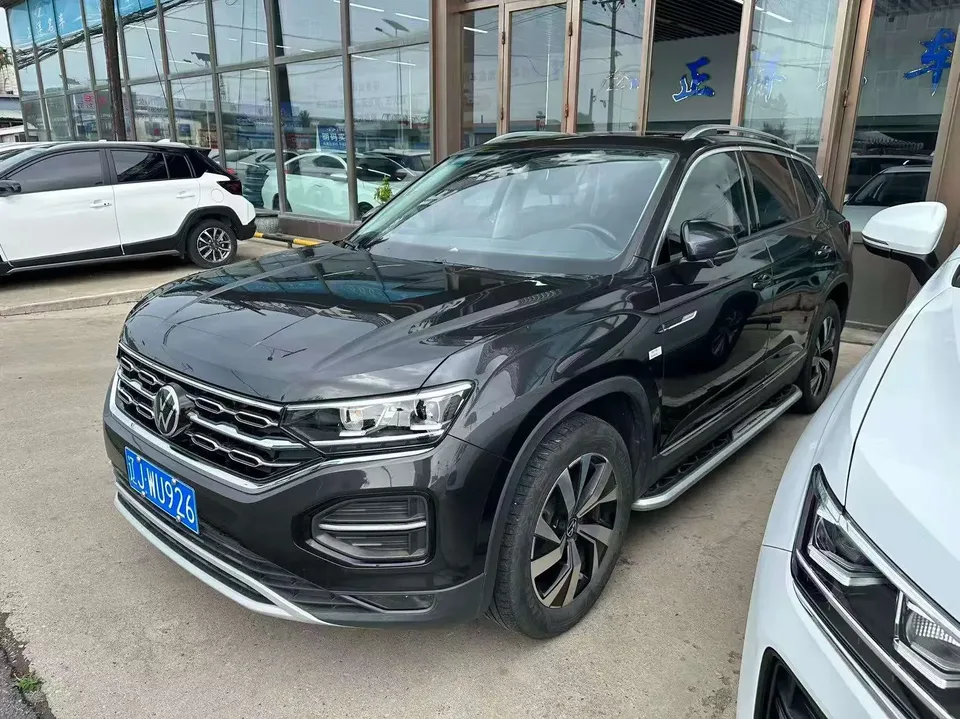 Volkswagen Tayron Tanyue 2022 280TSI 2WD Luxury Smart Edition 2022 — photo 1, buy with delivery to Moscow