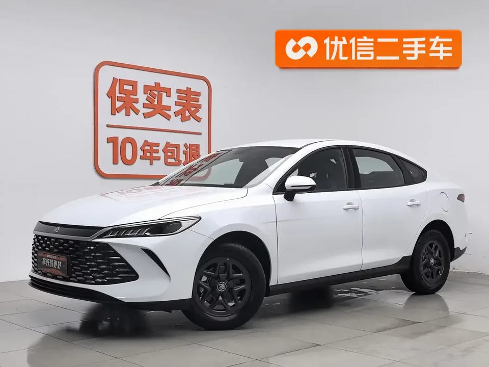 BYD Qin PLUS DM Qin PLUS DM 2025 DM-i Intelligent Driving Version 128KM Progressive 2026 — photo 1, buy with delivery to Moscow