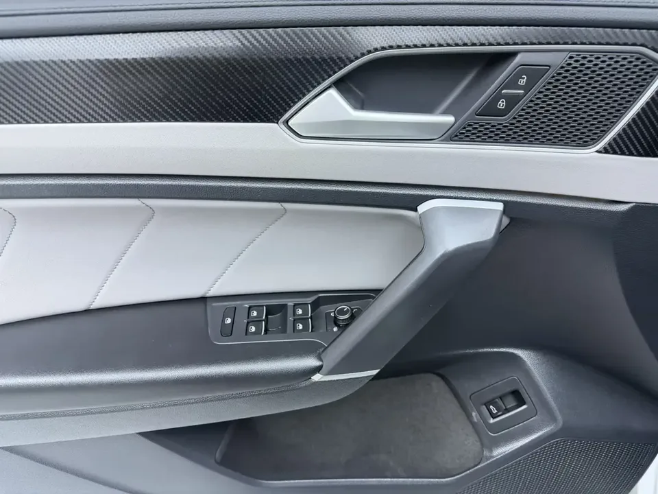 Volkswagen Tayron Tanyue 2023 280TSI 2WD Luxury Plus Advanced Edition 2023 — thumbnail 3