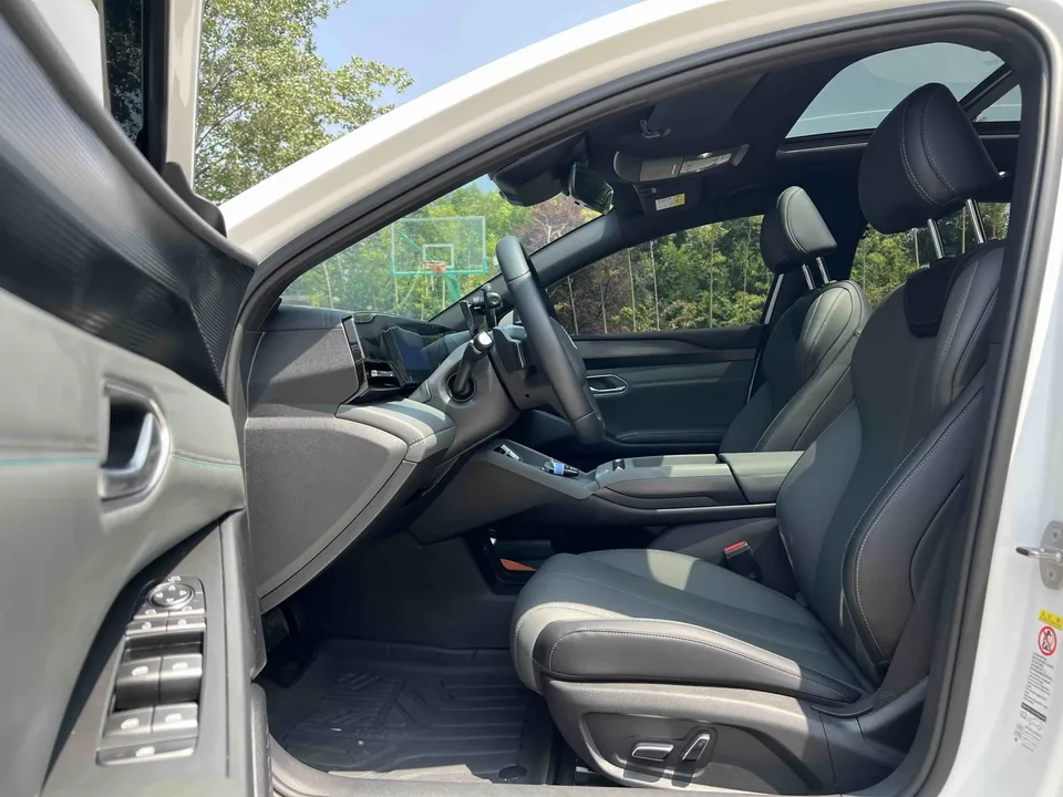BYD Qin L EV Qin L EV 2025 470KM Leading Model 2026 — thumbnail 5