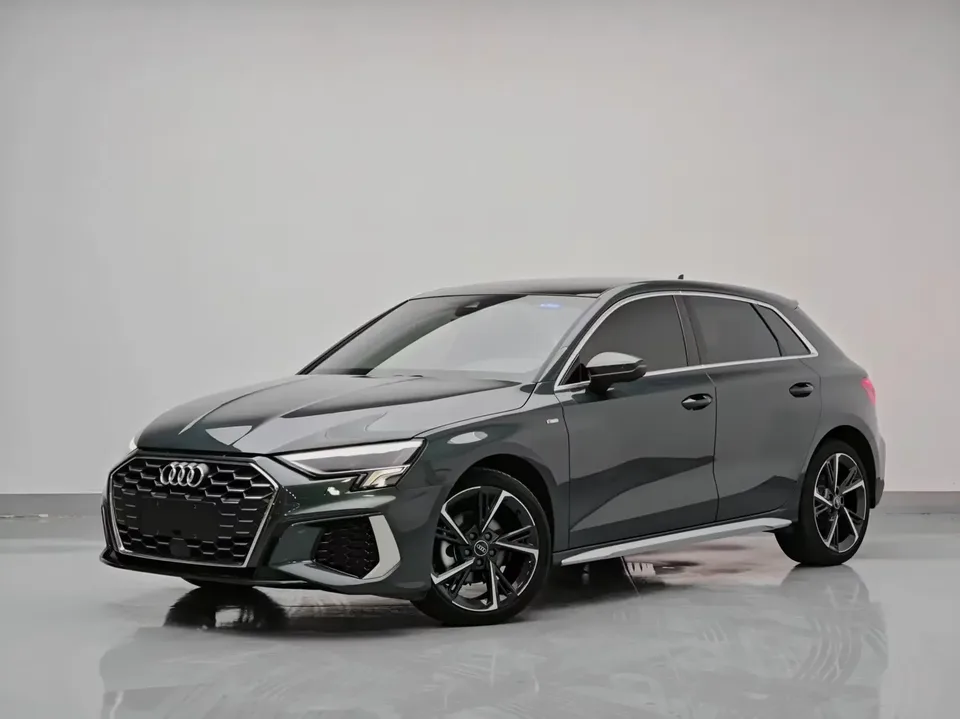 Audi A3 Audi A3 2022 Sportback 35 TFSI Stylish and sporty 2022 — photo 1, buy with delivery to Moscow