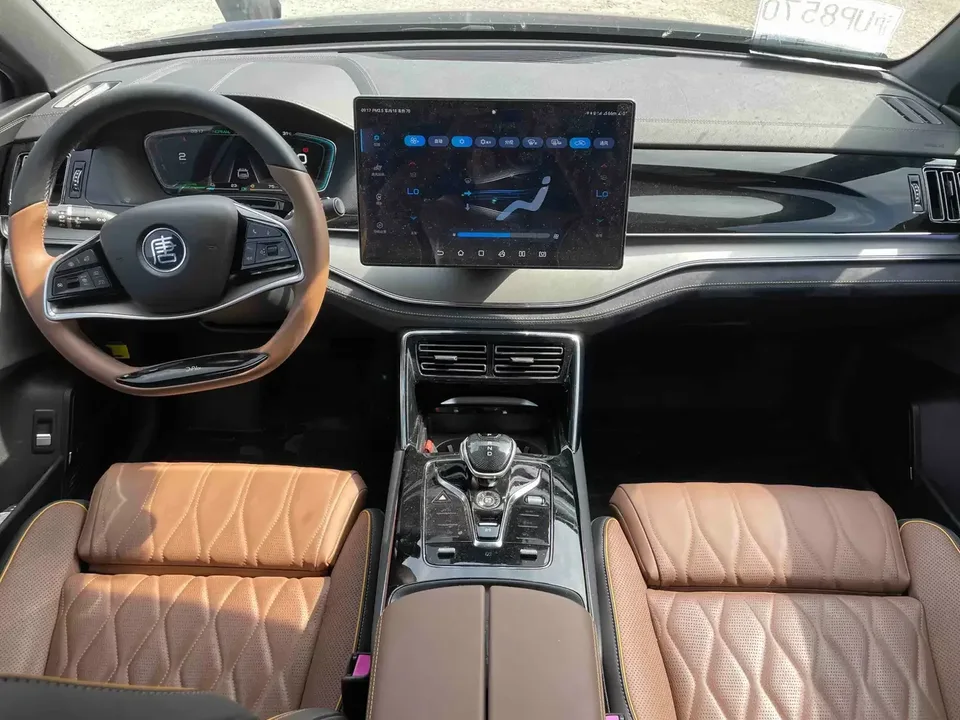 BYD Tang DM Tang DM 2021 DM-i 1.5T 112KM Premium Edition 2022 — thumbnail 2