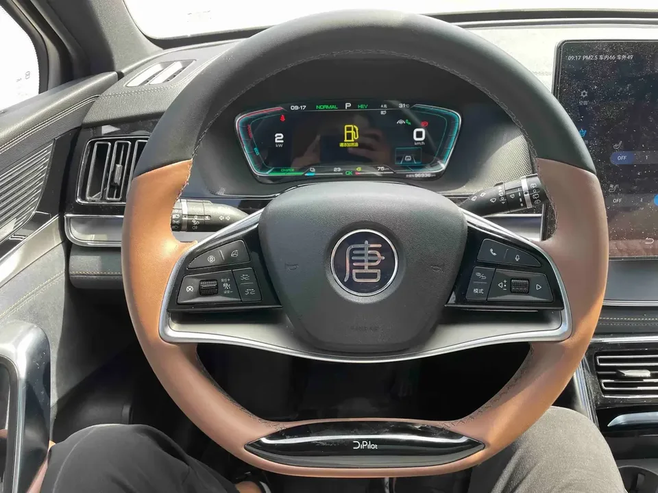 BYD Tang DM Tang DM 2021 DM-i 1.5T 112KM Premium Edition 2022 — thumbnail 5