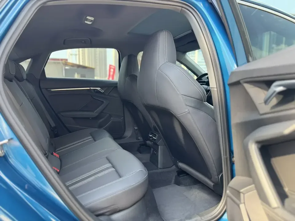 Audi A3 Audi A3 2022 A3L Limousine 35 TFSI Stylish Sports 2022 — миниатюра 4