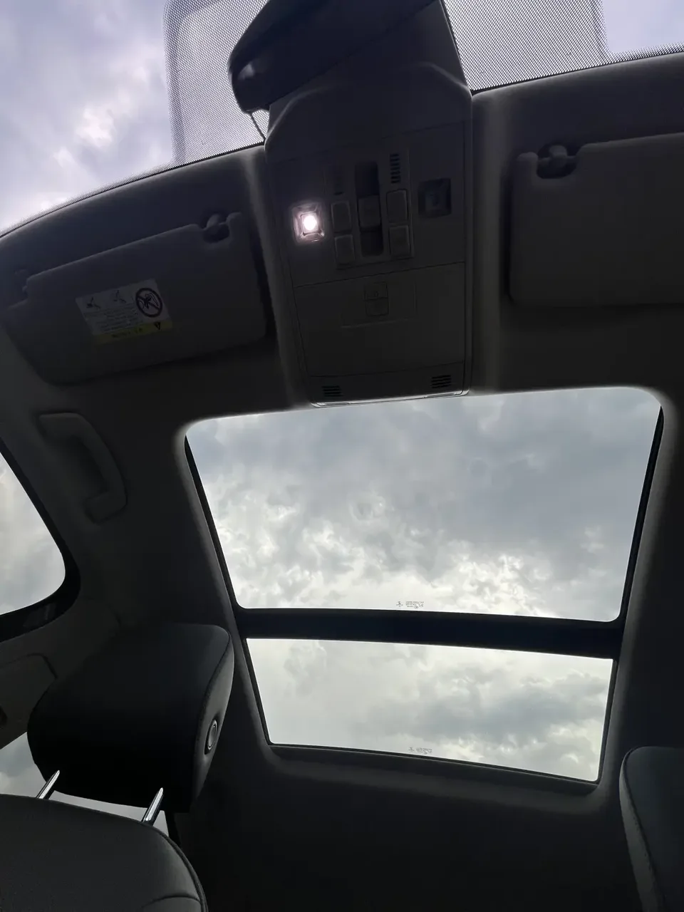 Volkswagen Sagitar Sagitar 2022 280TSI DSG Beyond Edition 2022 — thumbnail 3