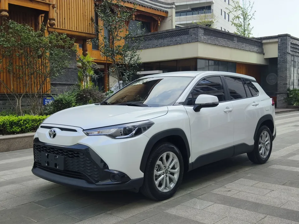 Toyota Frontlander Fenglanda 2023 2.0L CVT Elite Edition 2024 — фото 1, купить с доставкой в Москву