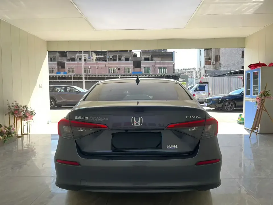 Honda CIVIC Civic 2022 240TURBO CVT Jincheng Edition 2023 — thumbnail 2