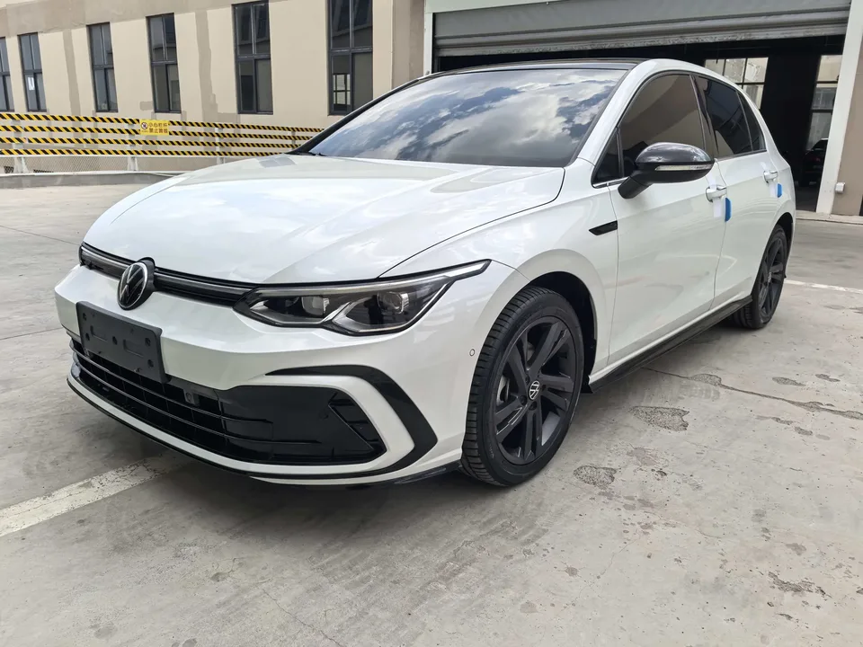 Volkswagen Golf golf 2023 280TSI DSG R-Line Lite 2023 — photo 1, buy with delivery to Moscow