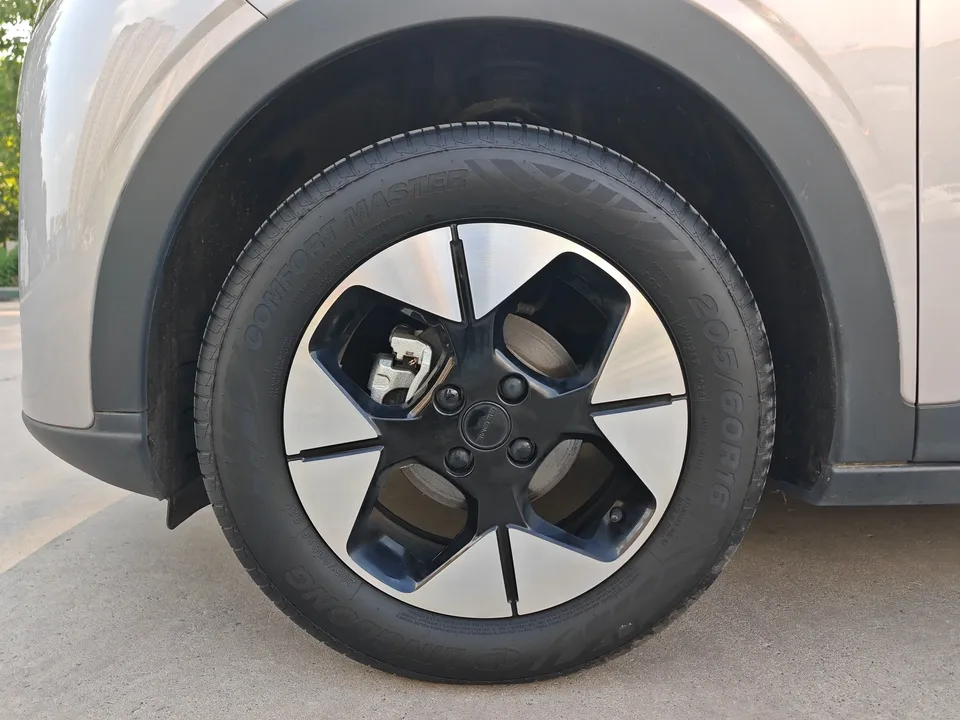 Geely Star Wish Star Wish 2025 UP 410km Explorer Edition 2024 — thumbnail 3