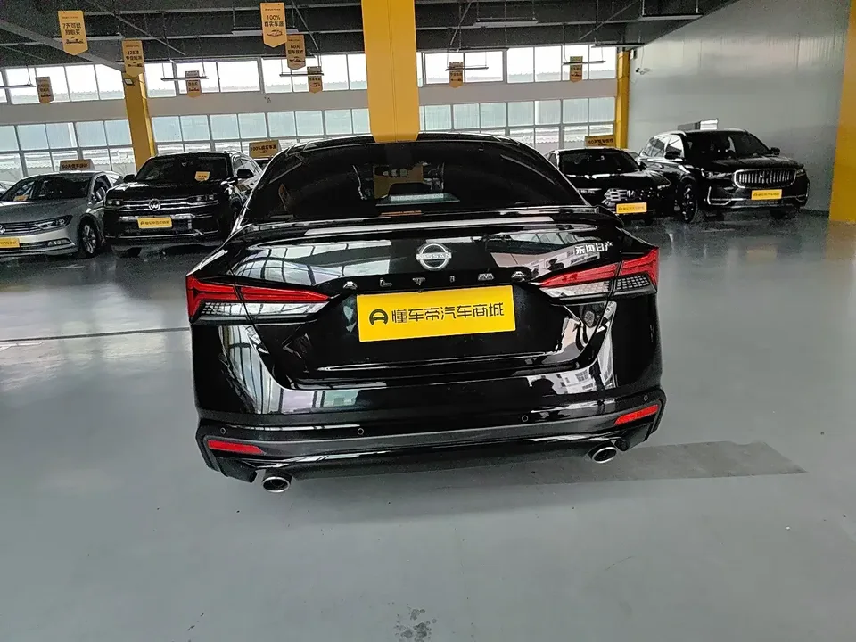 Nissan Altima Sound of nature 2022 2.0L XL-TLS Enjoy Edition 2024 — thumbnail 2