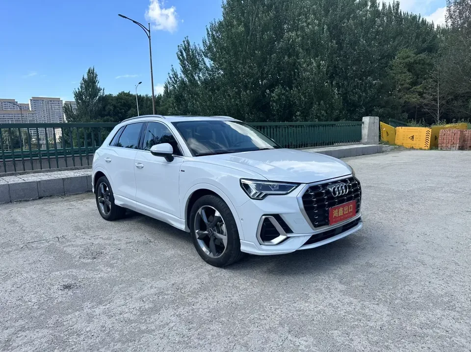 Audi Q3 Audi Q3 2023 35 TFSI Stylish Dynamic 2023 — миниатюра 3