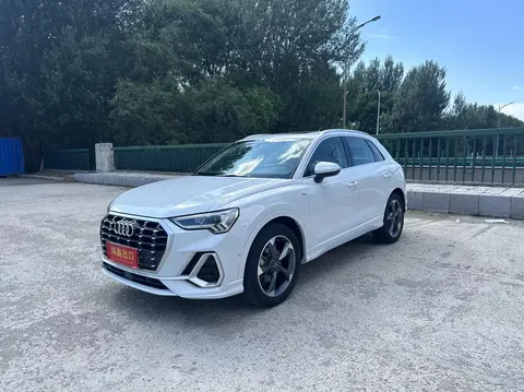 Audi Q3 2023 купить в Москве