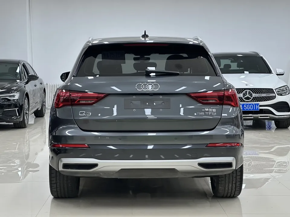 Audi Q3 Audi Q3 2023 35 TFSI Stylish and Elegant 2023 — миниатюра 2
