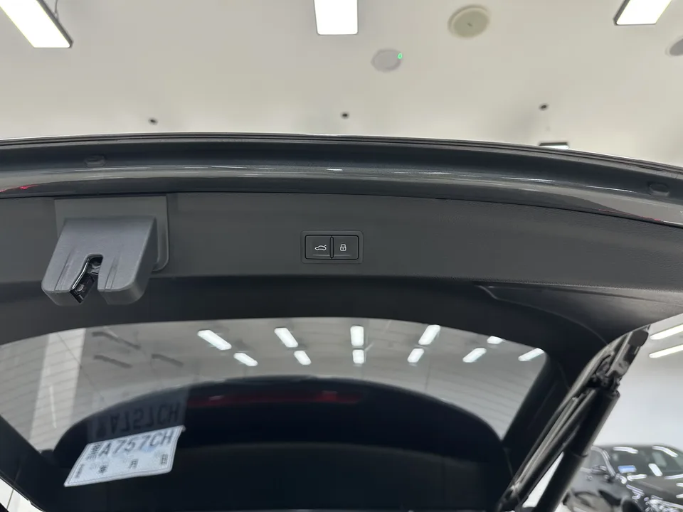 Audi Q3 Audi Q3 2023 35 TFSI Stylish and Elegant 2023 — миниатюра 3