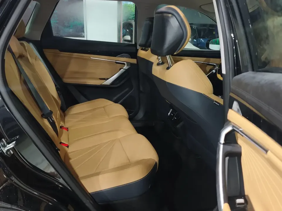 Geely Atlas L Boyue L 2023 1.5TD DCT Premium 2024 — thumbnail 4