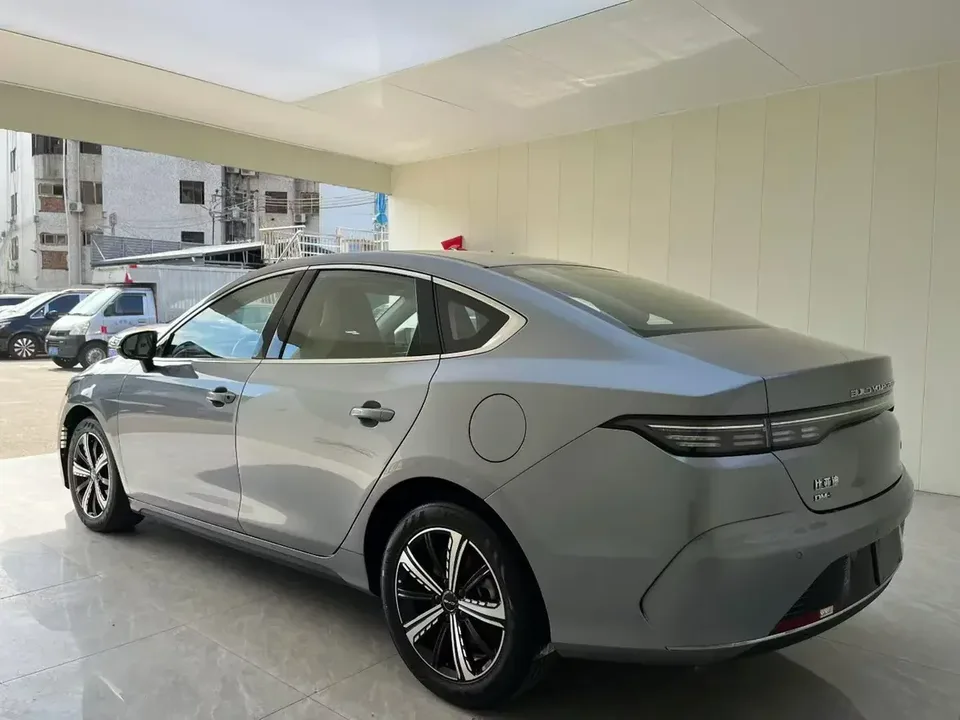 BYD Destroyer 05 Destroyer 05 2024 Honor Edition DM-i 120KM Premium Edition 2024 — thumbnail 4