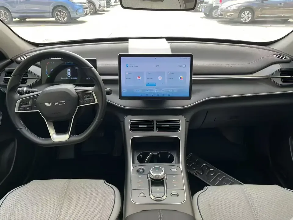 BYD Destroyer 05 Destroyer 05 2024 Honor Edition DM-i 120KM Premium Edition 2024 — thumbnail 5