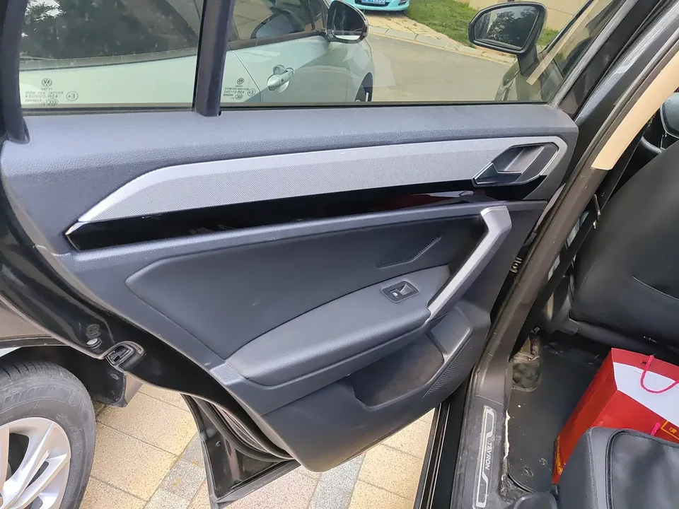 Volkswagen Tayron Tanyue 2022 280TSI 2WD Luxury Smart Edition 2022 — thumbnail 5