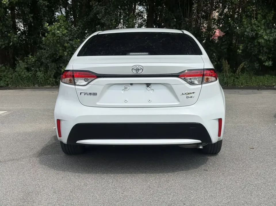 Toyota Levin Lei Ling 2022 185T CVT Deluxe Edition 2022 — thumbnail 2