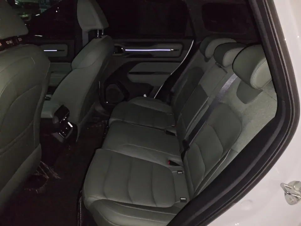 Geely Cowboy cowboy 2025 1.5TD Fun Wild Edition 2026 — thumbnail 3