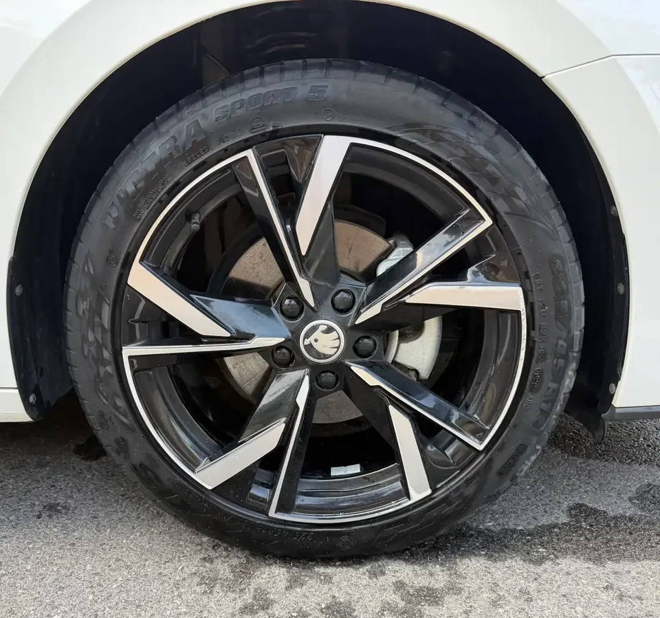 Skoda Octavia Octavia 2022 PRO TSI280 DSG Premium Edition 2022 — thumbnail 3