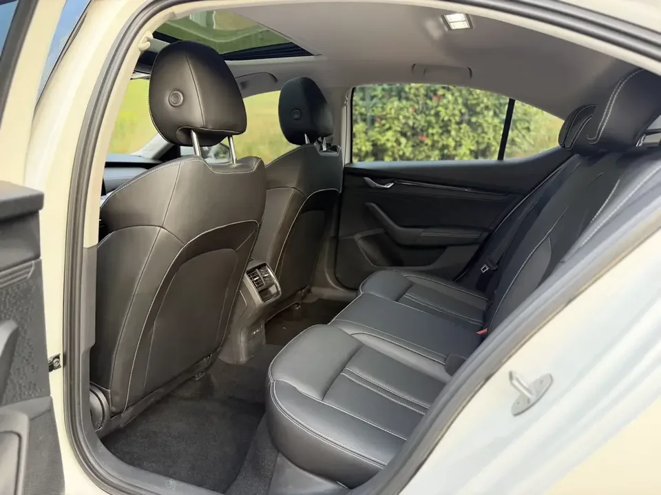 Skoda Octavia Octavia 2022 PRO TSI280 DSG Premium Edition 2022 — thumbnail 5