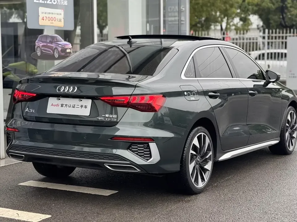 Audi A3 Audi A3 2023 A3L Limousine 35 TFSI facelift: stylish and sporty 2023 — thumbnail 2