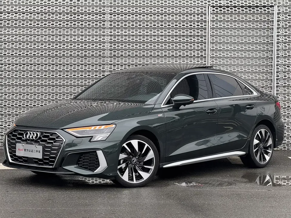 Audi A3 Audi A3 2023 A3L Limousine 35 TFSI facelift: stylish and sporty 2023 — photo 1, buy with delivery to Moscow