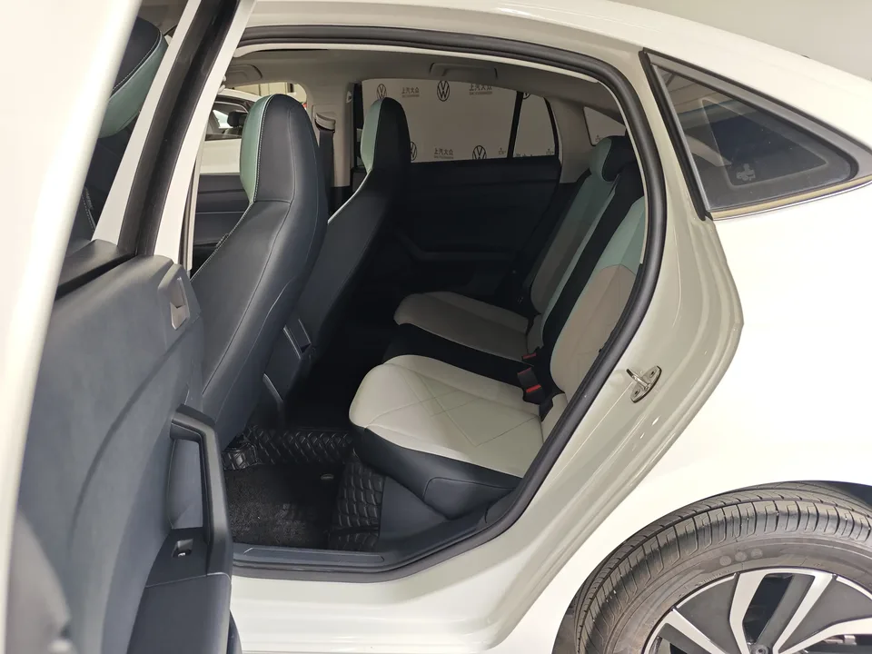 Volkswagen Lavida Lavida 2025 New 1.5L Outstanding New Desire Edition 2025 — thumbnail 3