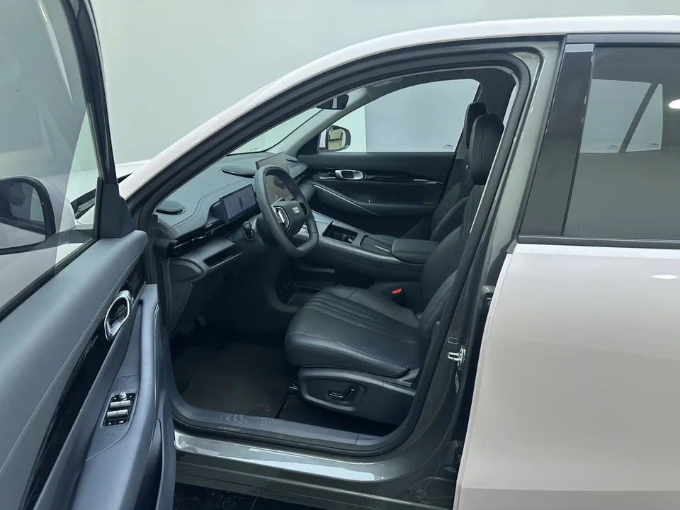Geely Galaxy E5 Galaxy E5 2024 440km Departure Edition 2025 — thumbnail 5